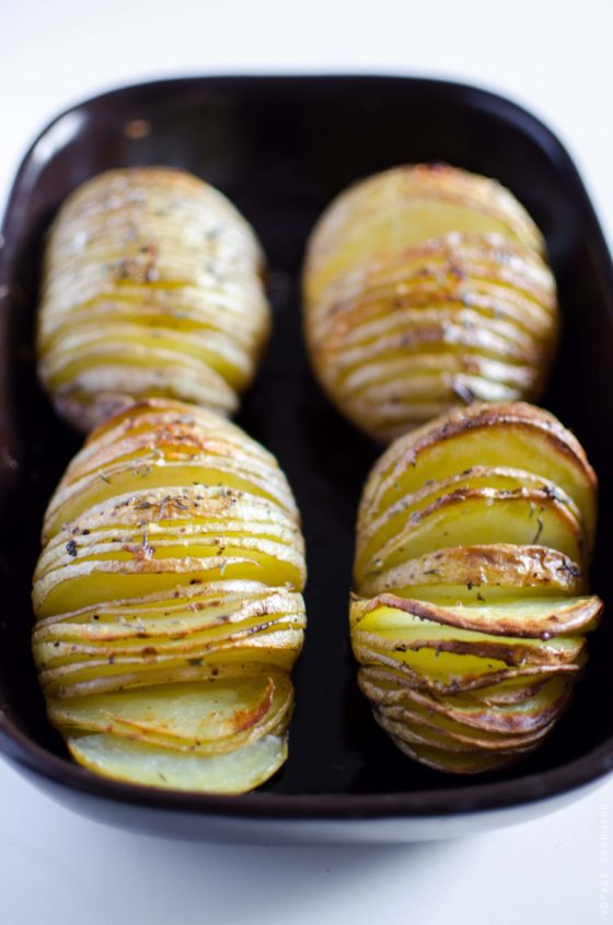 Hasselback potatoes ou pommes de terre rôties à la suédoise Voyage