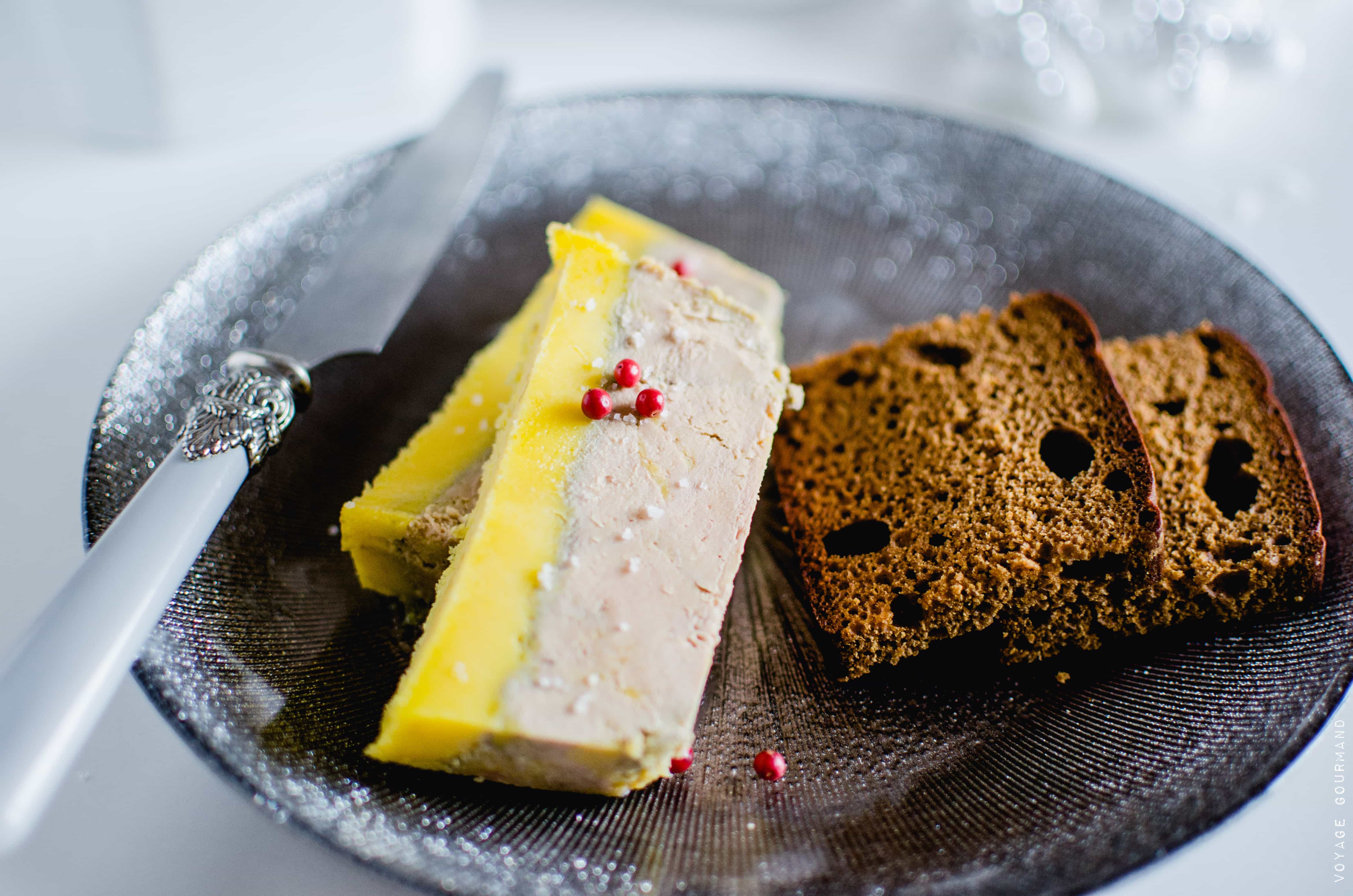 Foie gras en terrine au muscat et armagnac